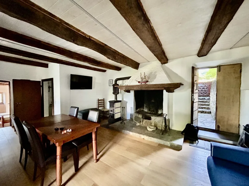 Schönes 2.5-Zimmer-Wohnung mit Seeblick in Brissago