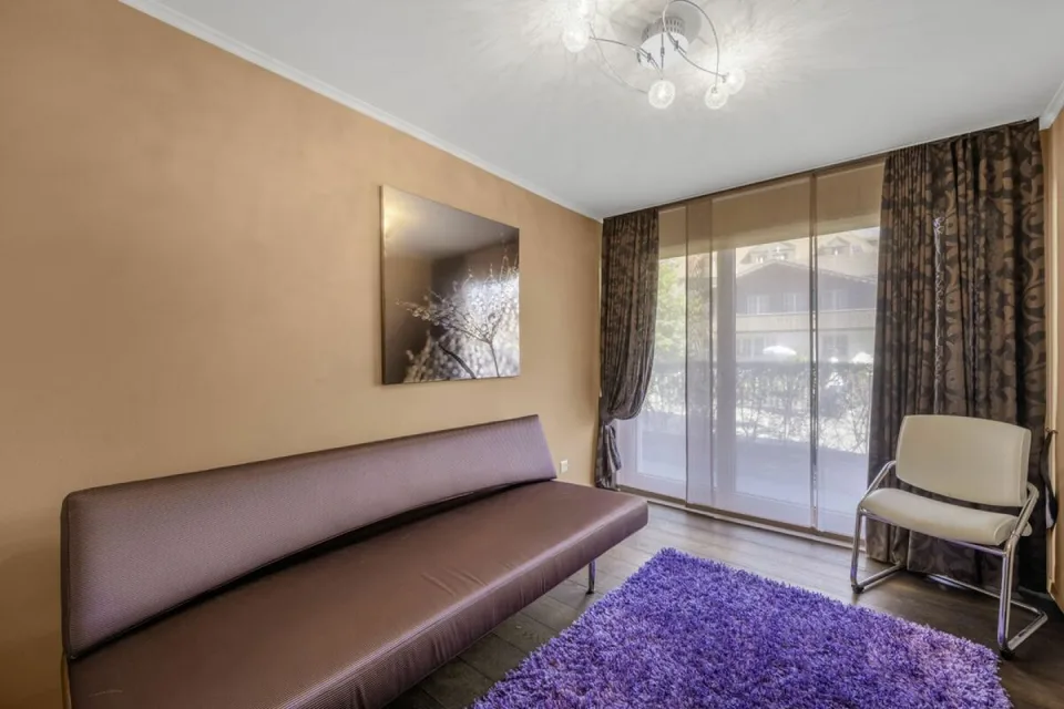 Vivere sul lago 4,5 locali appartamento con giardino a Iseltwald – foto 11 di 18