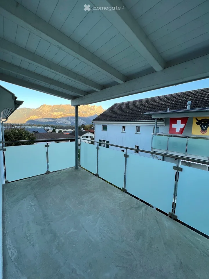 Charming 4.5-room attic apartment in Wangs
