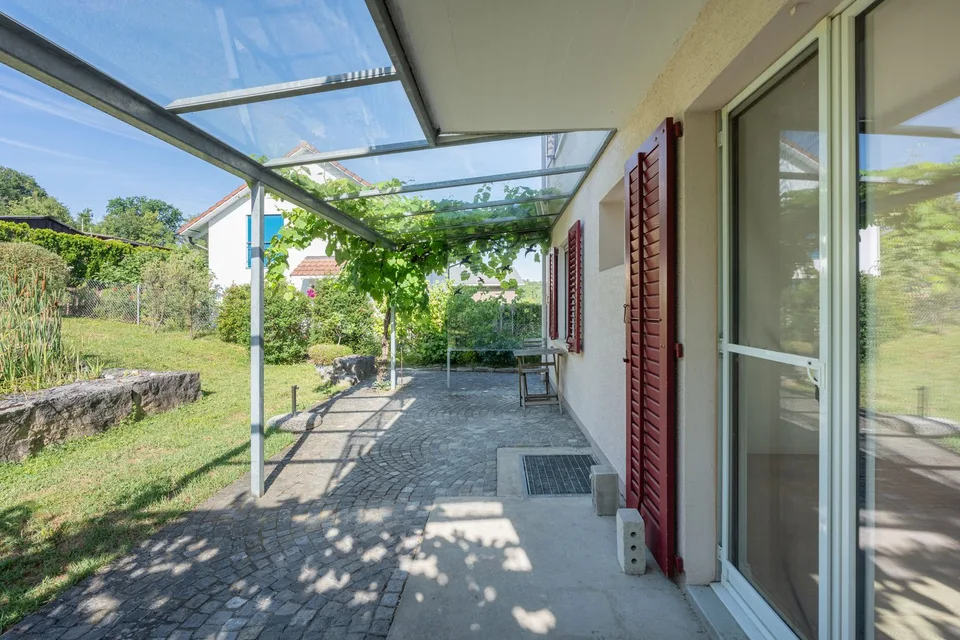 Idillio di giardino sopra Regensdorf – La vostra nuova casa per tutta la famiglia