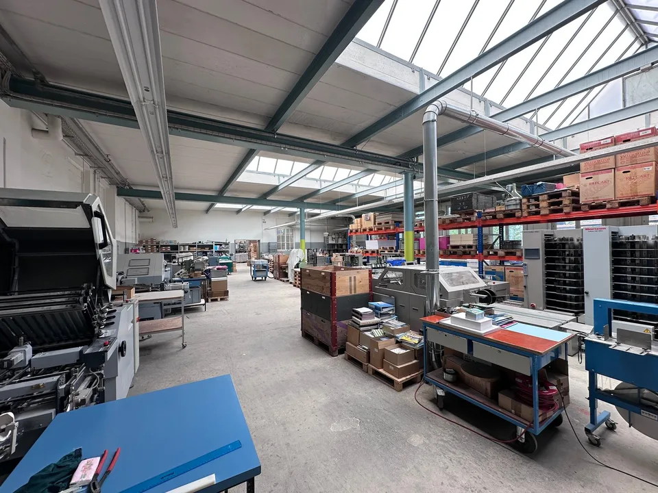 809m2 helle Industrie- & Lagerfläche im Industriegebiet von Hittnau – Foto 7 von 22