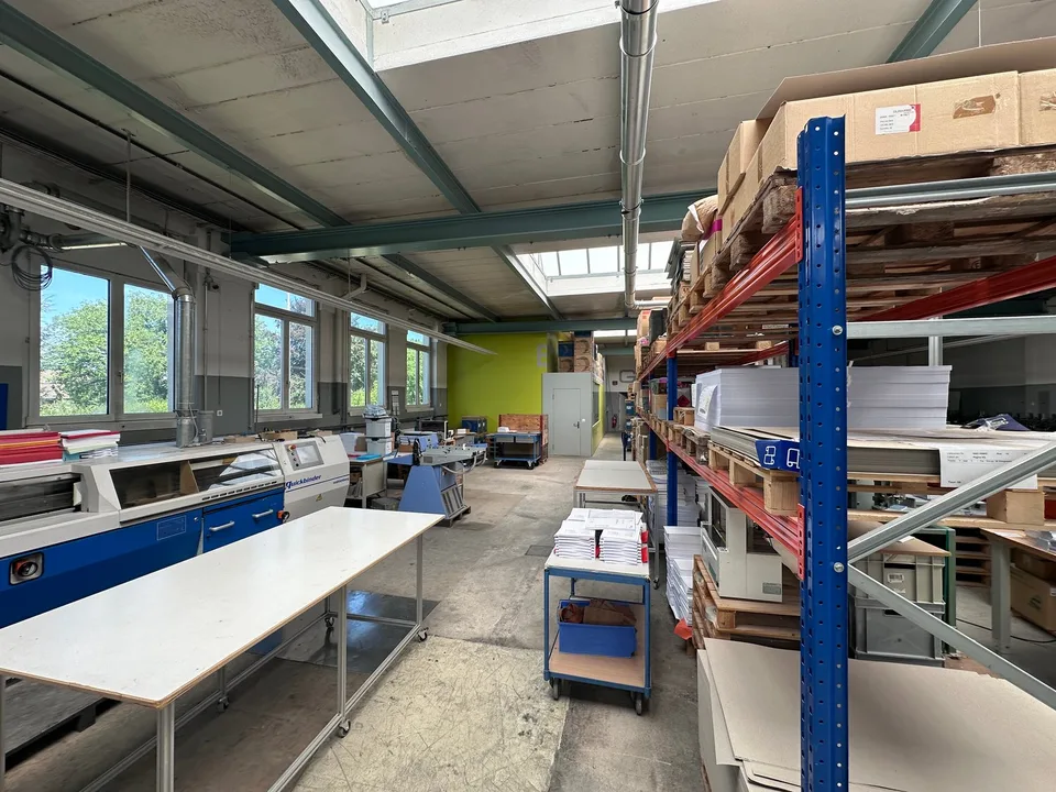 809m2 helle Industrie- & Lagerfläche im Industriegebiet von Hittnau – Foto 6 von 22