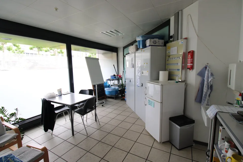 Espace commercial spacieux dans un emplacement central à Soleure – photo 6 sur 8
