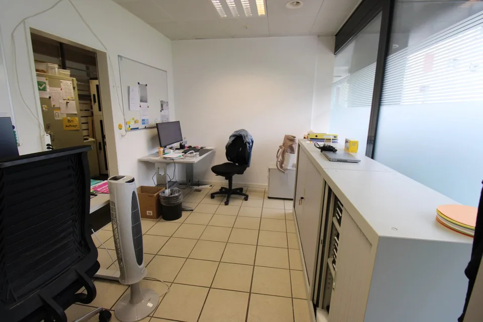 Espace commercial spacieux dans un emplacement central à Soleure – photo 7 sur 8