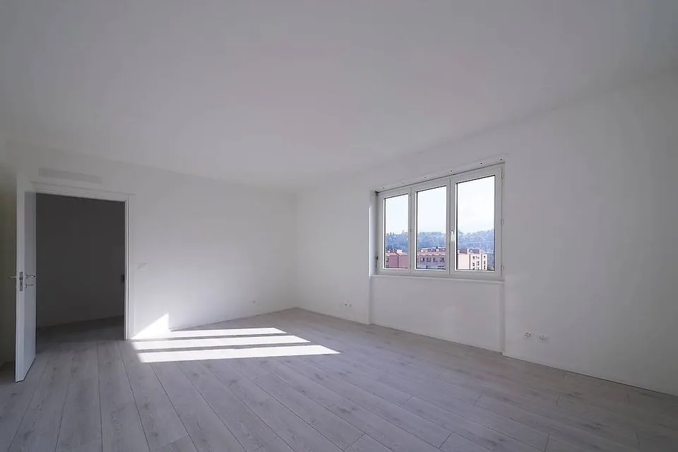 Attico, ampio e luminoso in centro a Chiasso