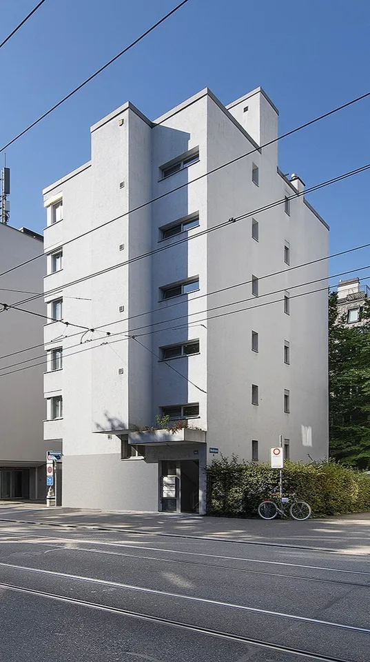 Moderne 4.5-Zimmerwohnung mit Balkon im Seefeld