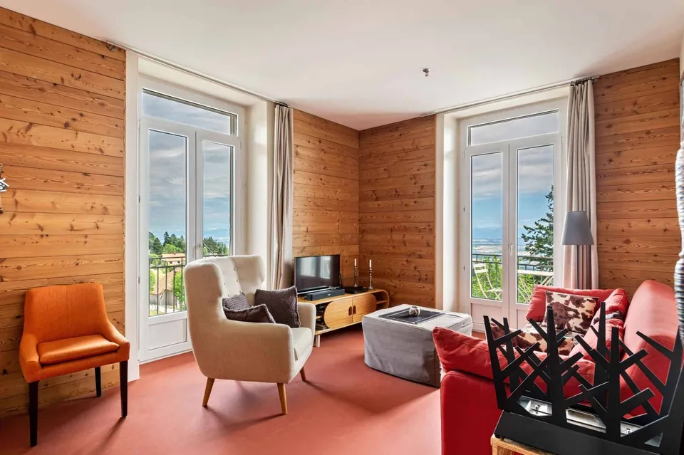 Ein wahrer Lebenskunst, zwischen Intimität einer Wohnung und Komfort eines renommierten Hauses.