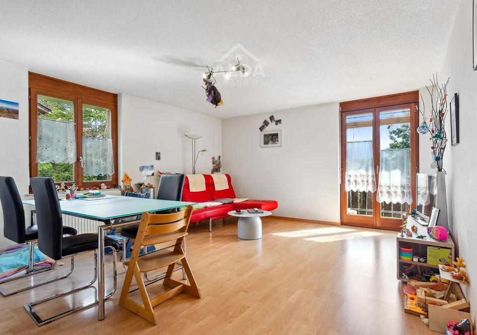 3.5-Zi.-Wohnung mit Südbalkon und Aussicht, Plasselb