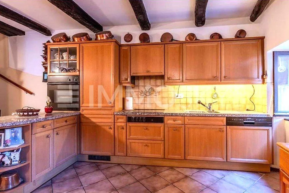 GRANDE CASA RUSTICA DI CHARME DI 4.5 LOCALI A CABBIO – foto 13 di 16