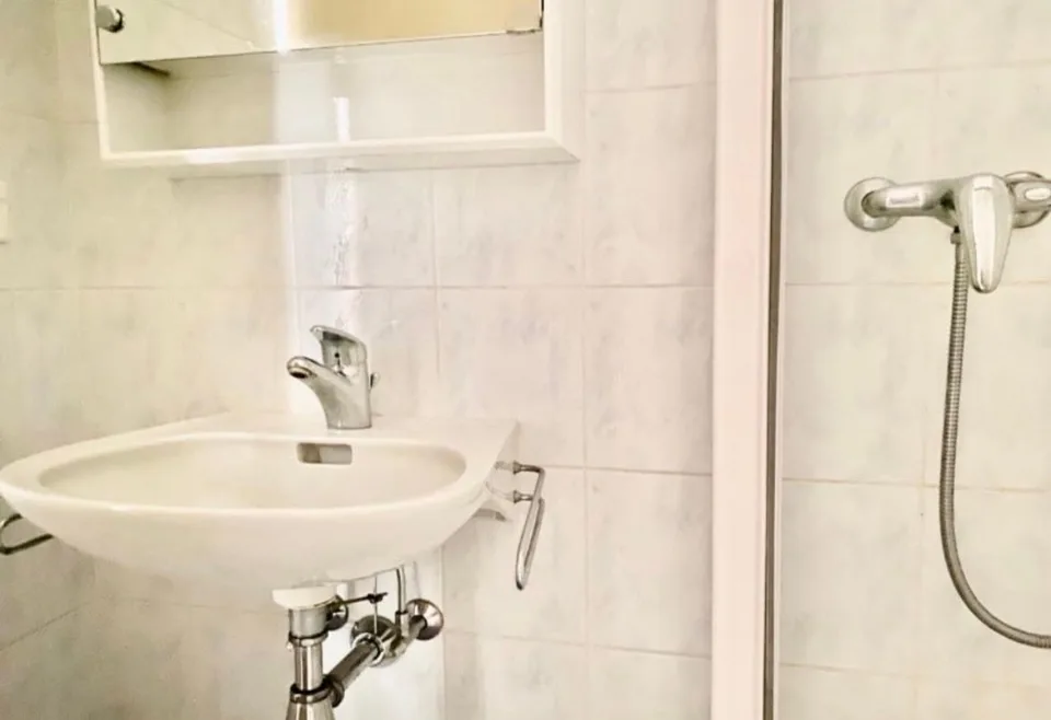 Affittasi appartamento 1.5 locali con piscina