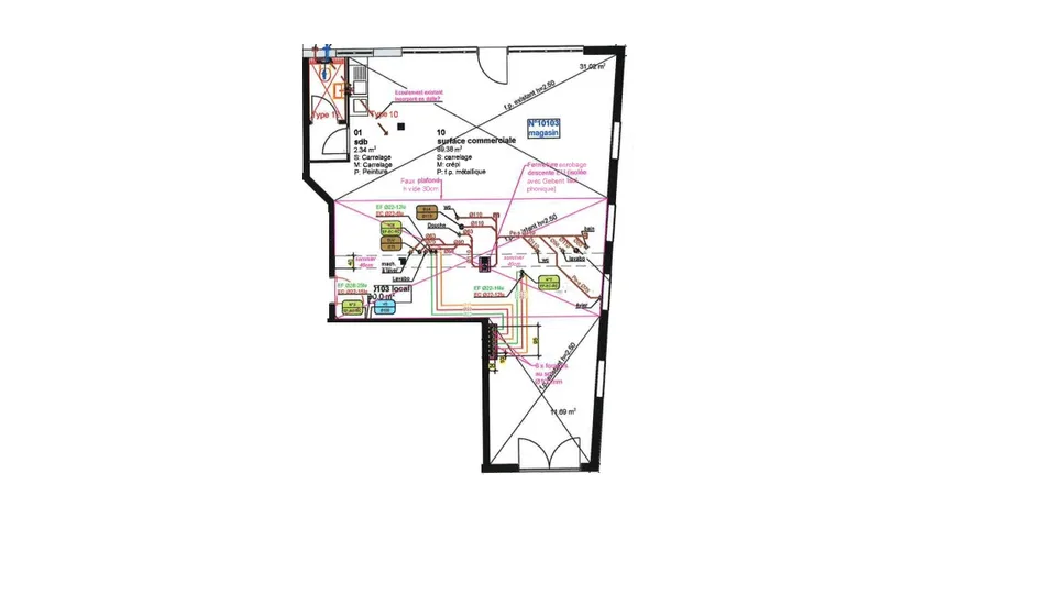 Superficie di ca. 90 m2 al piano terra