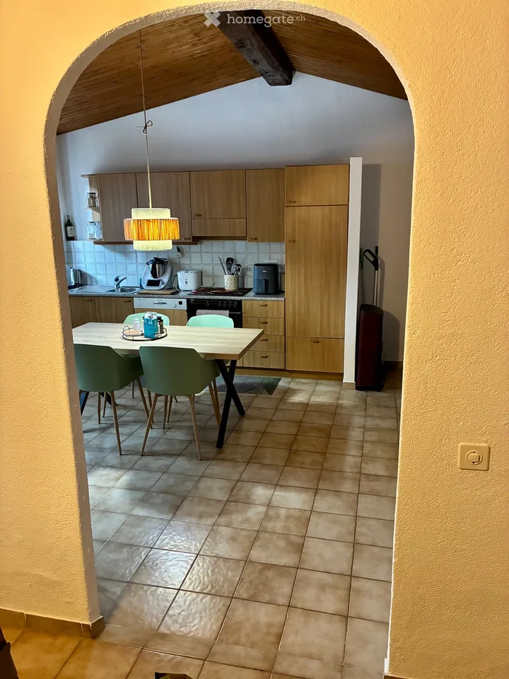 2.5-room apartment in Cureglia, CHF 1100 per month