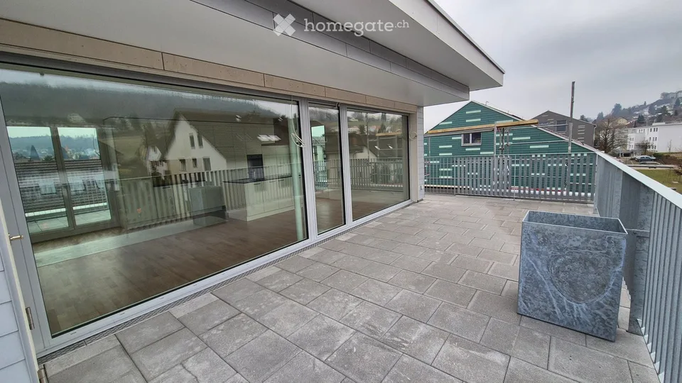 Moderne 3.5-Zimmer-Dachwohnung in Menziken – Neubau mit Balkon und schöner Aussicht