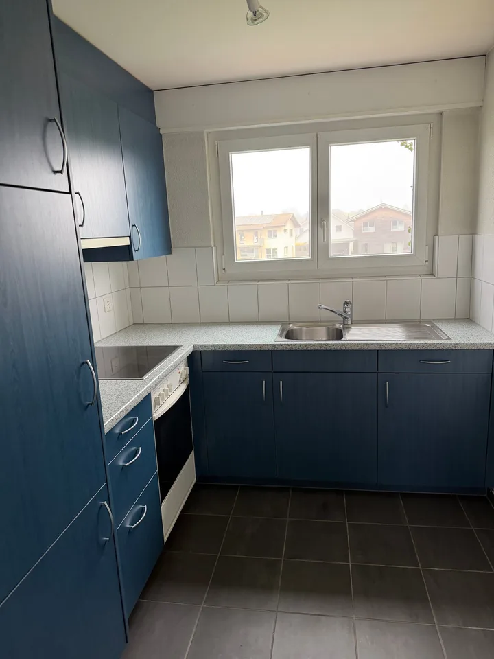 Wir vermieten zwei schöne Wohnungen in Koppigen an ruhiger Lage mit Weitsicht