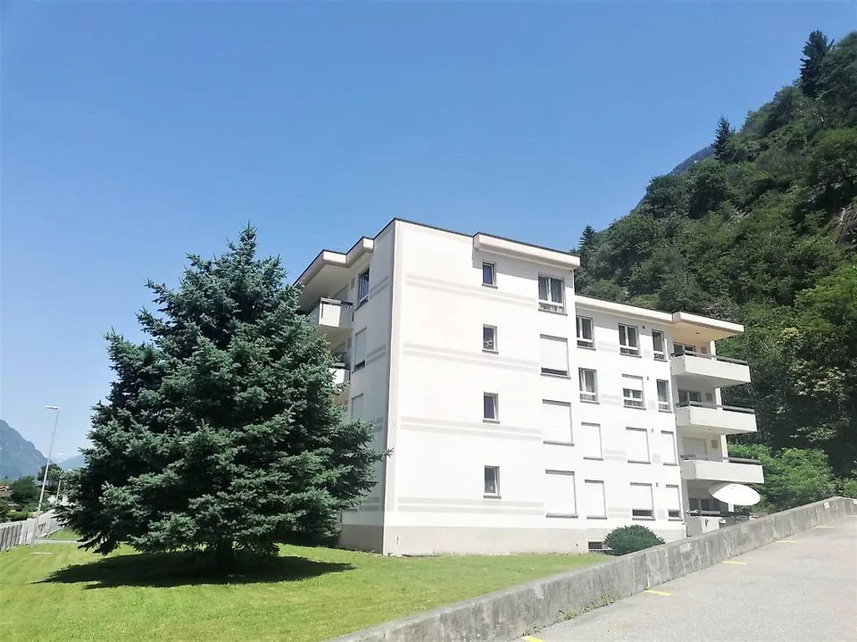 Mietwohnung mit 4.5 Zimmern in Cresciano