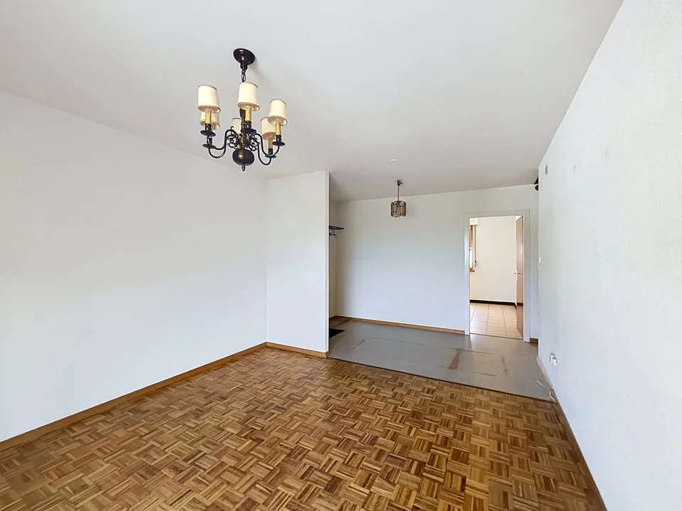 Appartamento di 4 stanze in una zona tranquilla con una bella vista