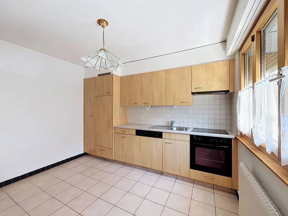 Appartamento di 4 stanze in una zona tranquilla con una bella vista