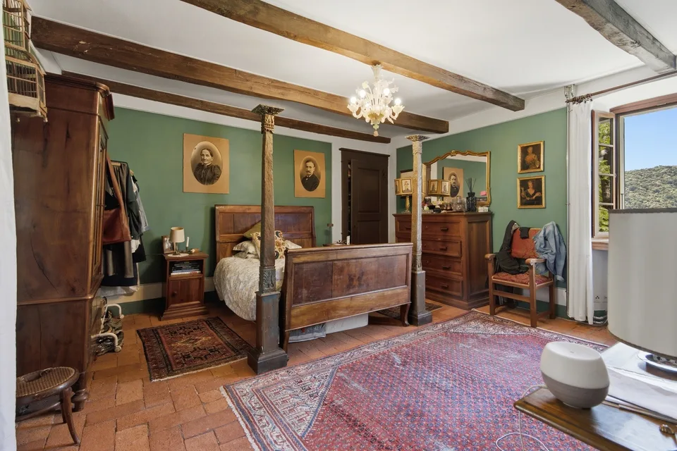 Casa d'epoca con giardino nel nucleo storico di Aranno – Foto 9 von 13