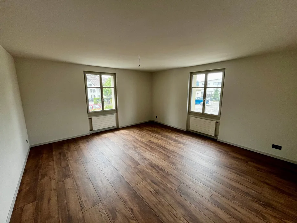 2-room apartment with seating area: First occupancy in a historic villa