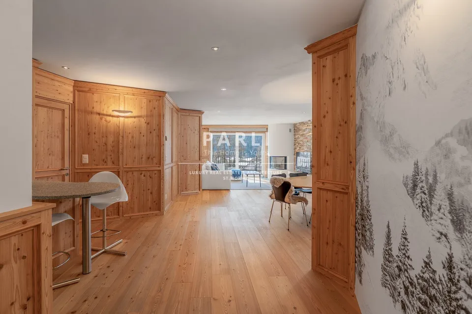 Exklusive 4.5-Zimmer-Ferienwohnung mit Panoramablick – Sommersaison in La Punt