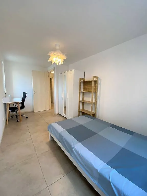 Appartement moderne 4.5 pièces semi-meublé à Novazzano