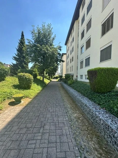 Wundervoll renovierte 4.5-Zimmer-Wohnung in Kleindöttingen