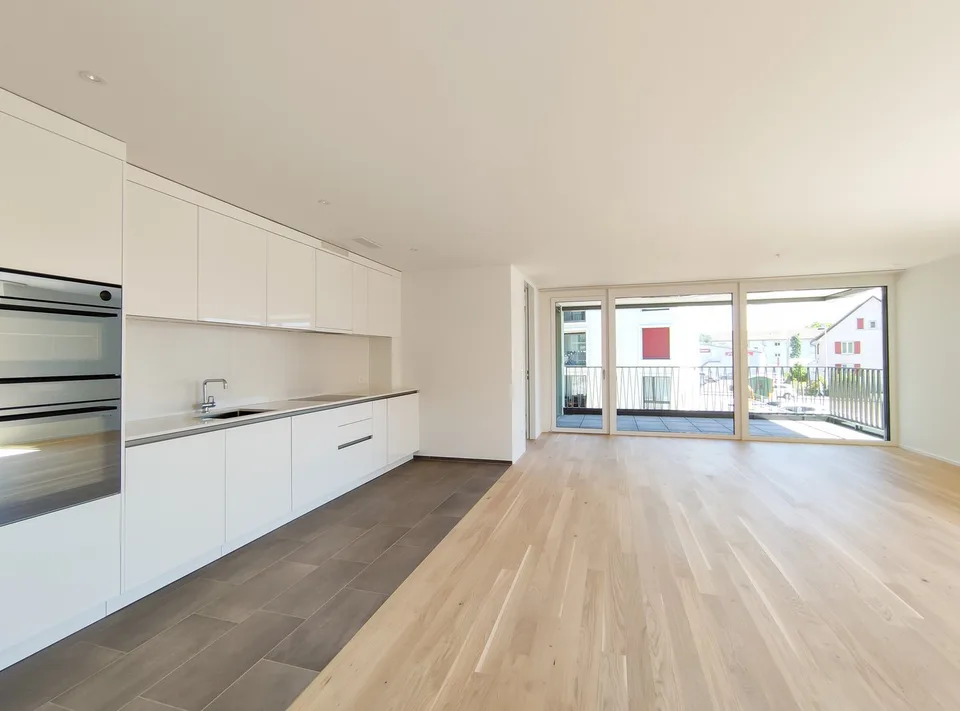 Ankündigung "Neuwertige 4.5 Zimmer Wohnung an bevorzugter Wohnlage...