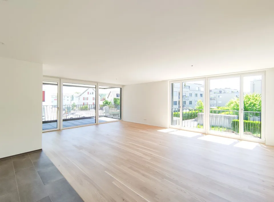 Ankündigung "Neuwertige 4.5 Zimmer Wohnung an bevorzugter Wohnlage...