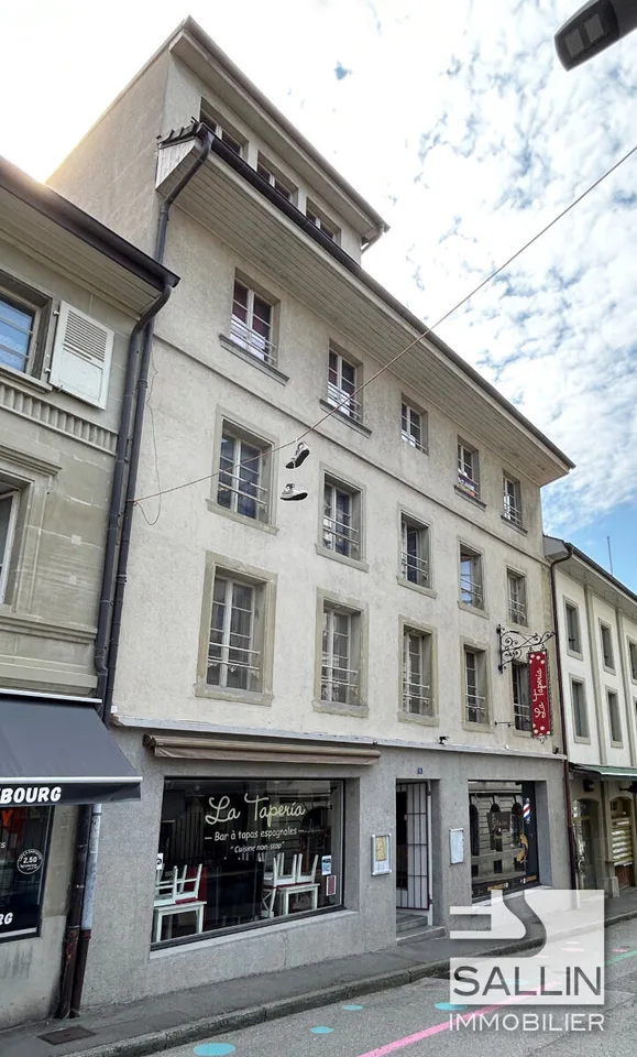 APPARTEMENT DE 2½ PIECES PROCHE DE TOUTES COMMODITES
