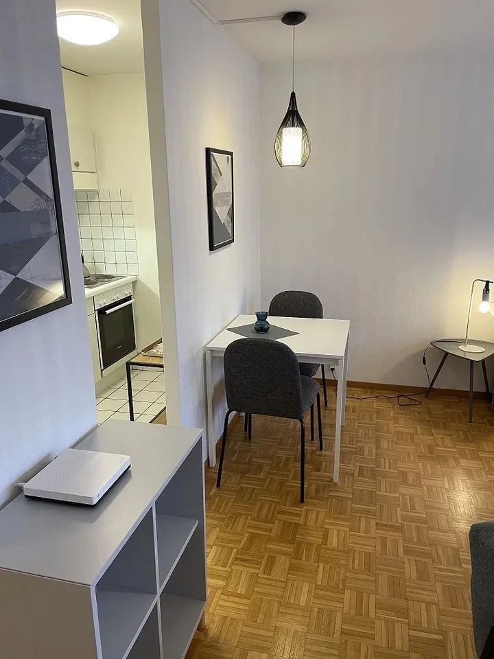 One-room apartment on the 4th floor