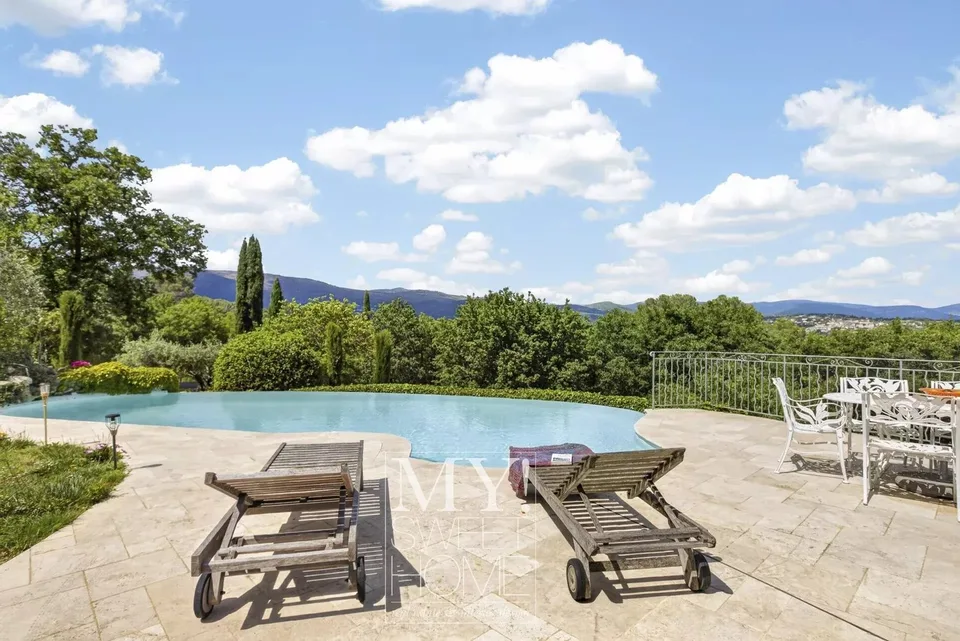 Villa affascinante con piscina a Fayence, Francia
