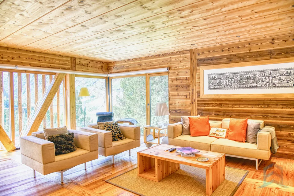 EXCLUSIVITE Somptueux Chalet de 6 ½ pièces en pleine nature