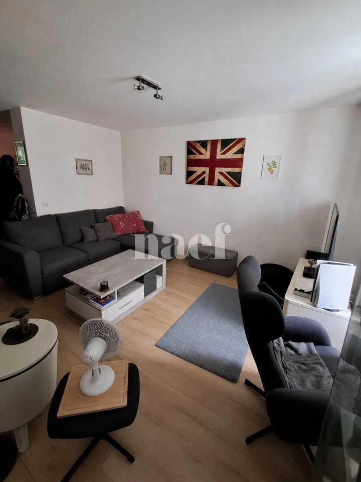 Appartement de 2.5 pièces au 1er étage avec jardin commun