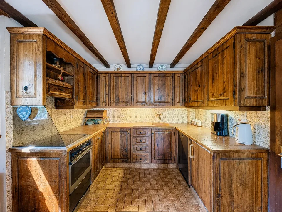 Chalet di charme ad Arveyes - Raro bene con potenziale