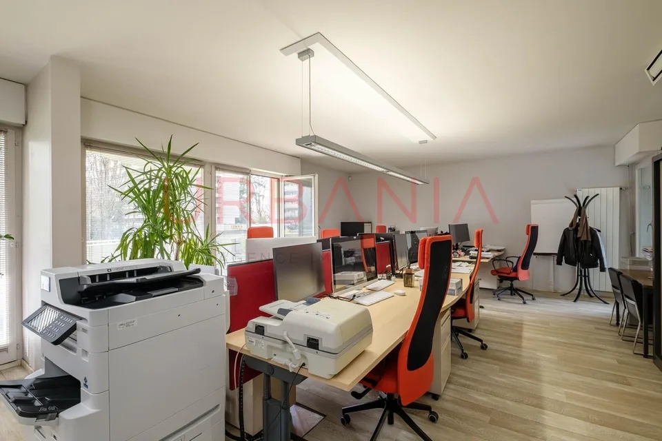 OPPORTUNITE UNIQUE POUR UN INVESTISSEUR OU UTILISATEUR