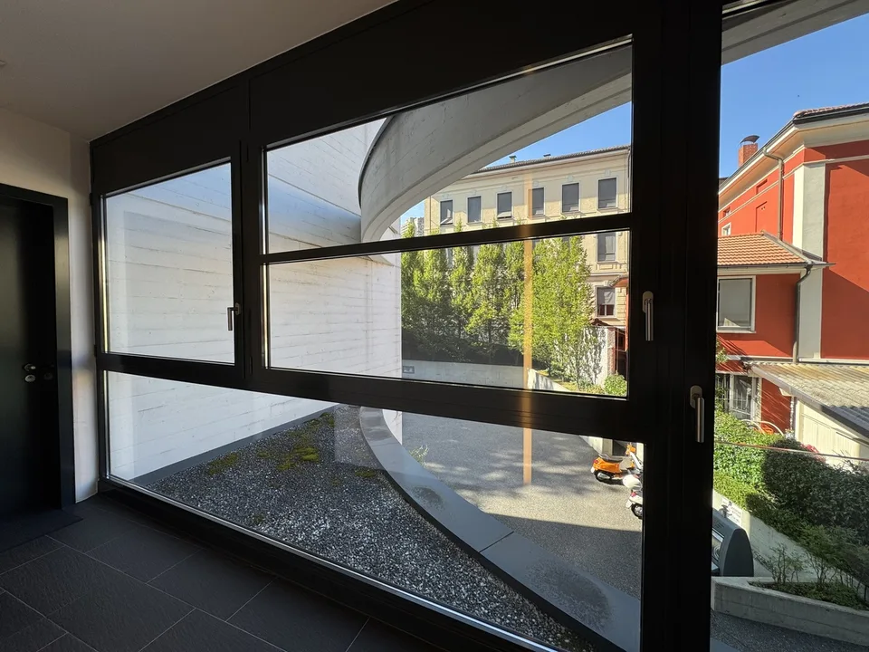 Moderne Büro, ideal auch als Wohnraum