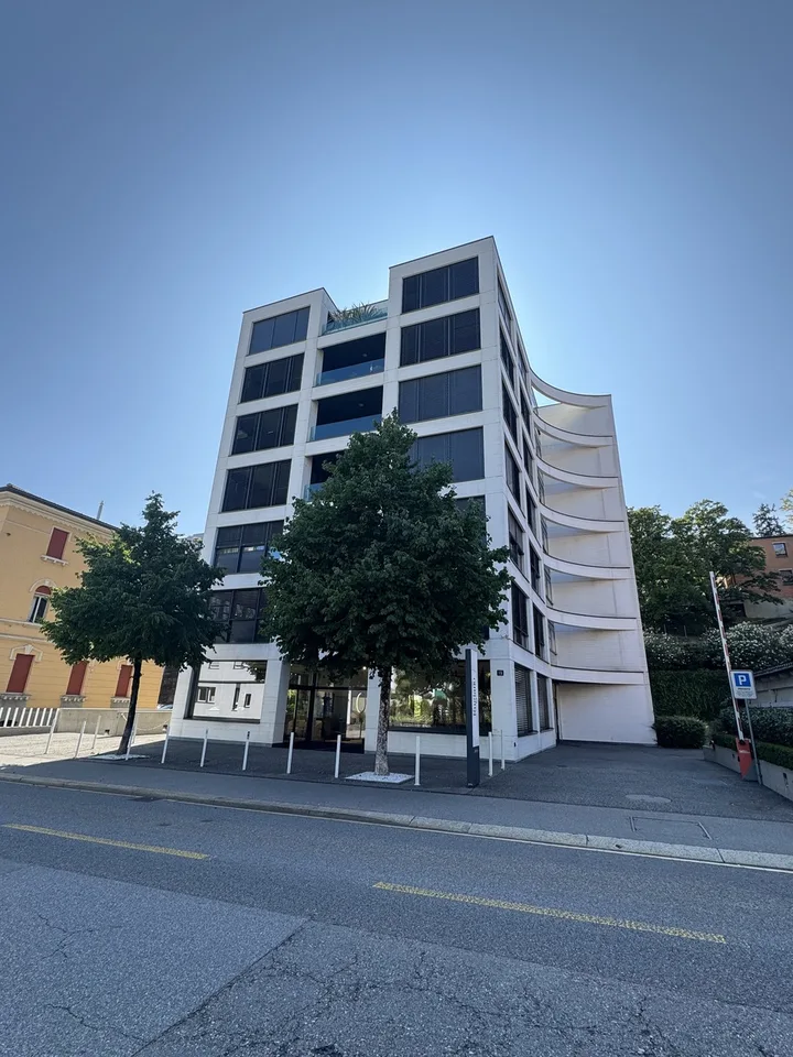 Moderne Büro, ideal auch als Wohnraum