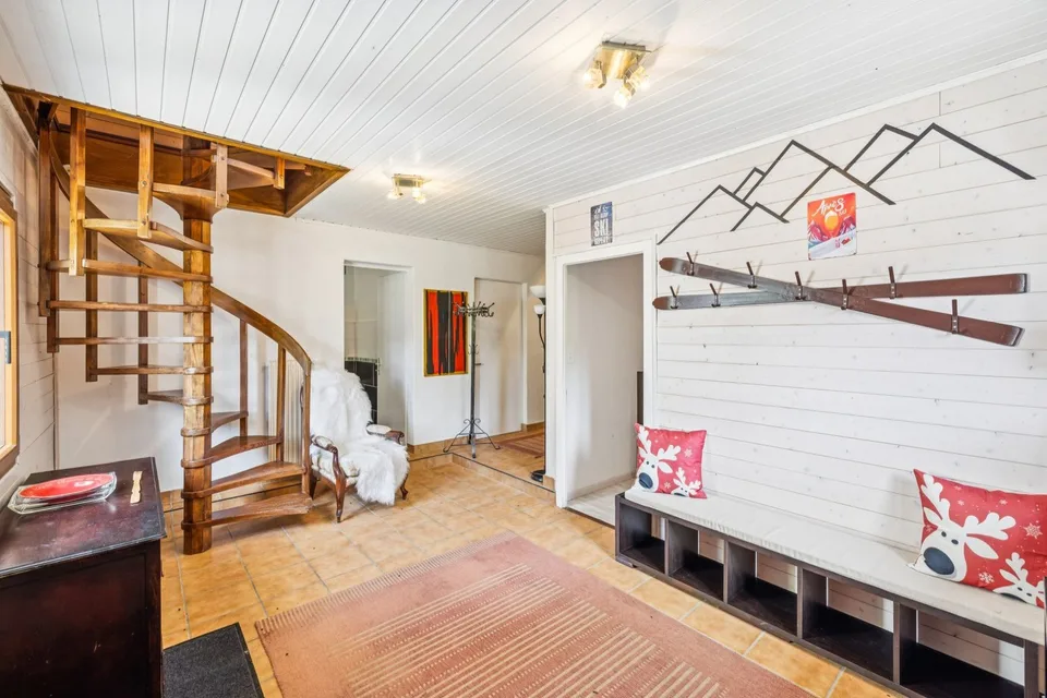Wunderschönes Chalet nur zwei Schritte von den Skiliften entfernt – Foto 12 von 13