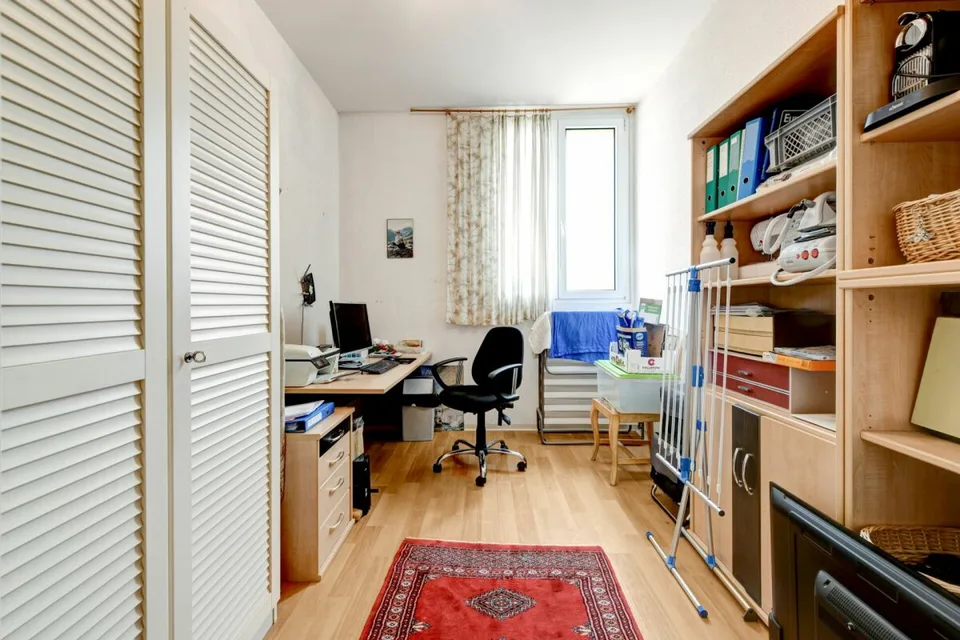 Stattliches Wohn- und Geschäftshaus mit zwei grossen Wohnungen und vielseitig nutzbarem Gewerbe an zentraler Lage – Foto 28 von 30