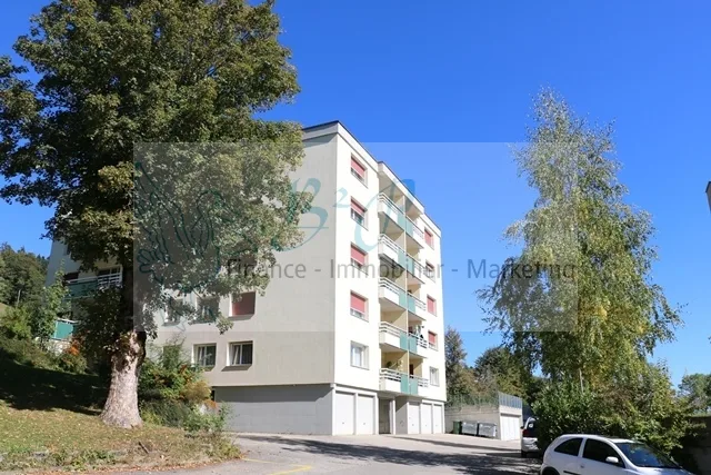 Spacieux et bel appartement rénové de 4½ pièces au 1er étage à louer !