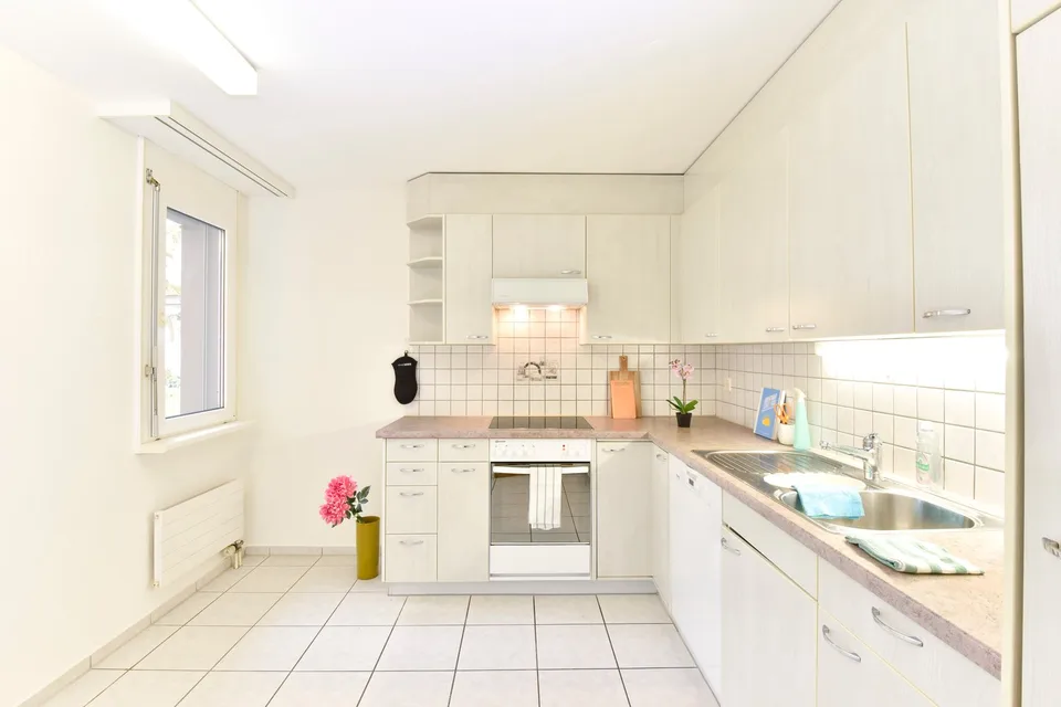 Attraktive 4.5-Zimmer-Wohnung im Erdgeschoss zu vermieten