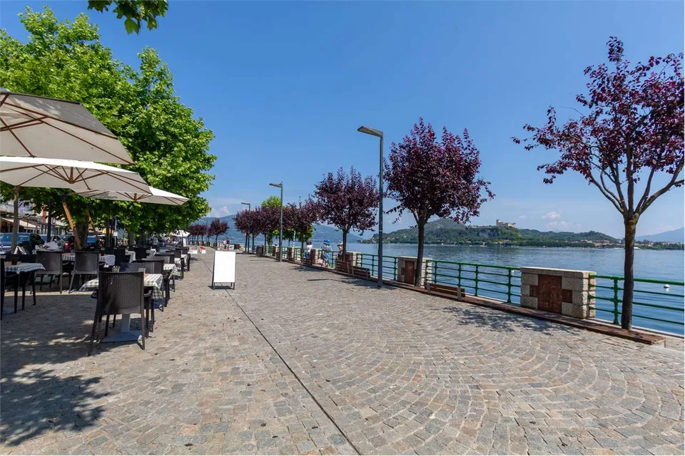 PRESTIGIOSA RESIDENZA VISTA LAGO MAGGIORE – foto 13 di 13