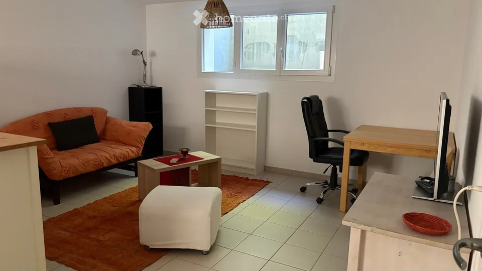 Studio meublé moderne à Vessy – Idéal pour une vie confortable et tranquille