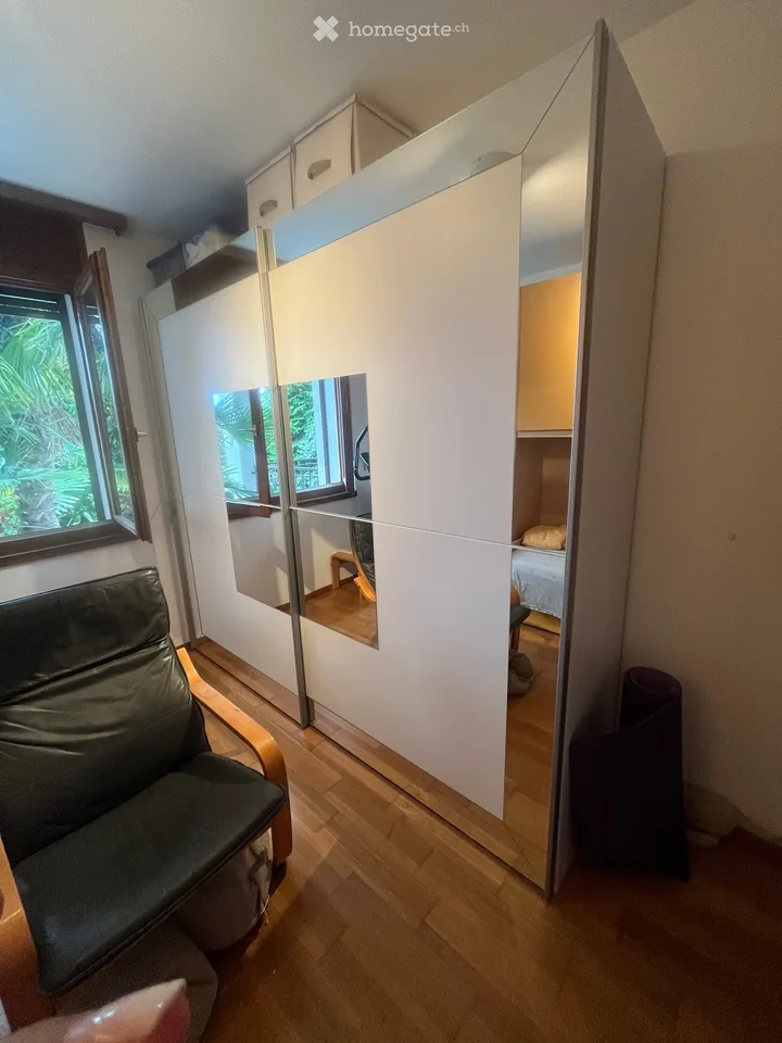Biete Zimmer mit Bad in privatem Haus in Cadempino