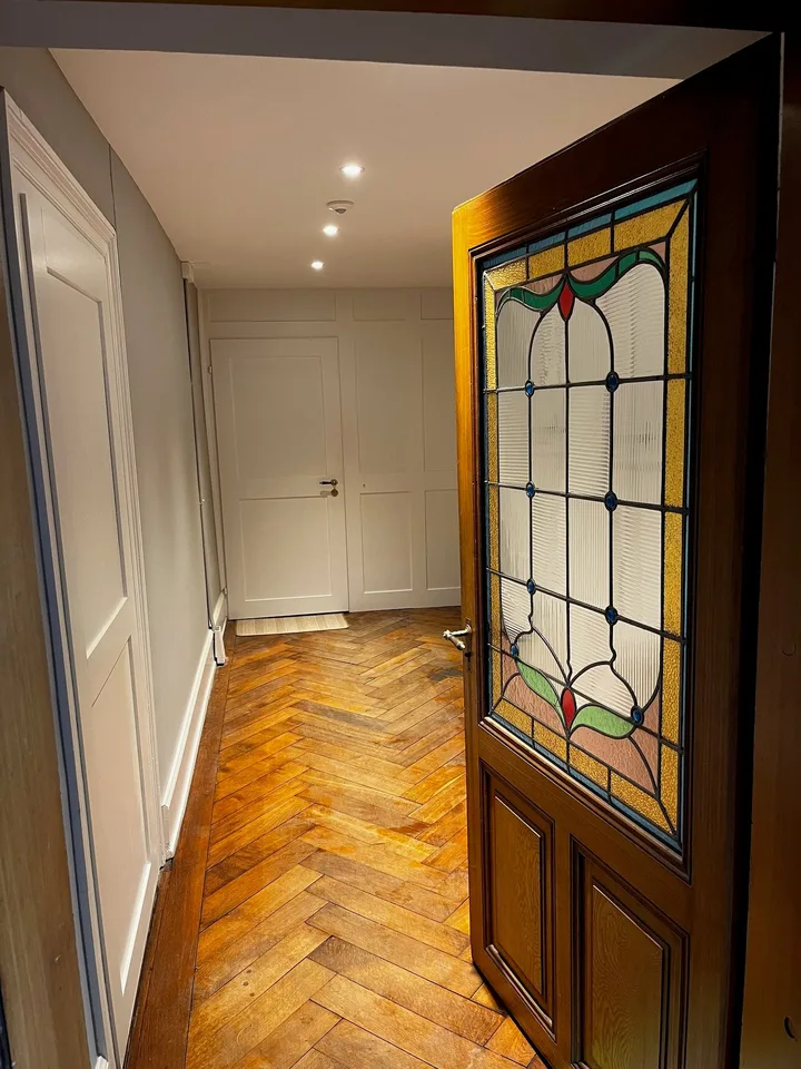 3.5-Zimmerwohnung: Erstbezug in historischer Villa