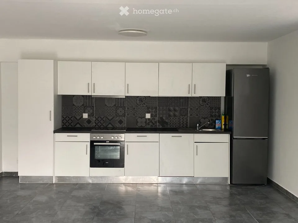 Charmante 3.0-Zimmer-Einliegerwohnung Haustiere erlaubt.