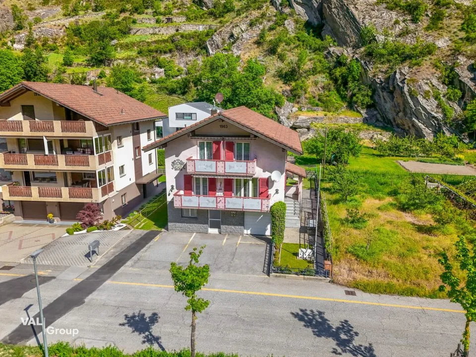 Interessantes Haus mit vielen Zimmern und flexibler Nutzung