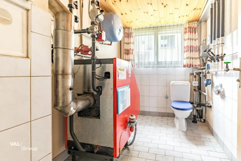 Interessantes Haus mit vielen Zimmern und flexibler Nutzung