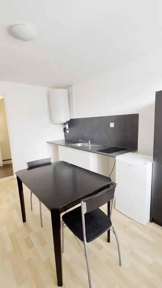 Studio meublé à louer  Av. du Léman 8, 1005 Lausanne