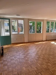 Helles Atelier an bester Lage in Fällanden zu vermieten